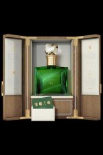 PRE ORDER: Johnnie Walker Masters of Flavour 48 Years Old Scotch Whisky - Image 2
